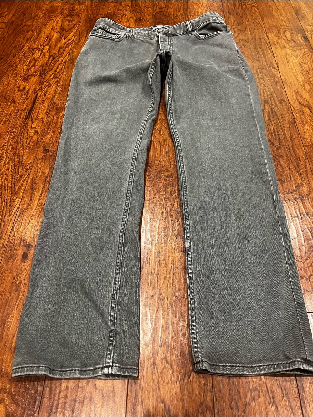 Calvin Klein Jeans Straight Grey Fade Denim Mens SZ 34 Button Fly Distress